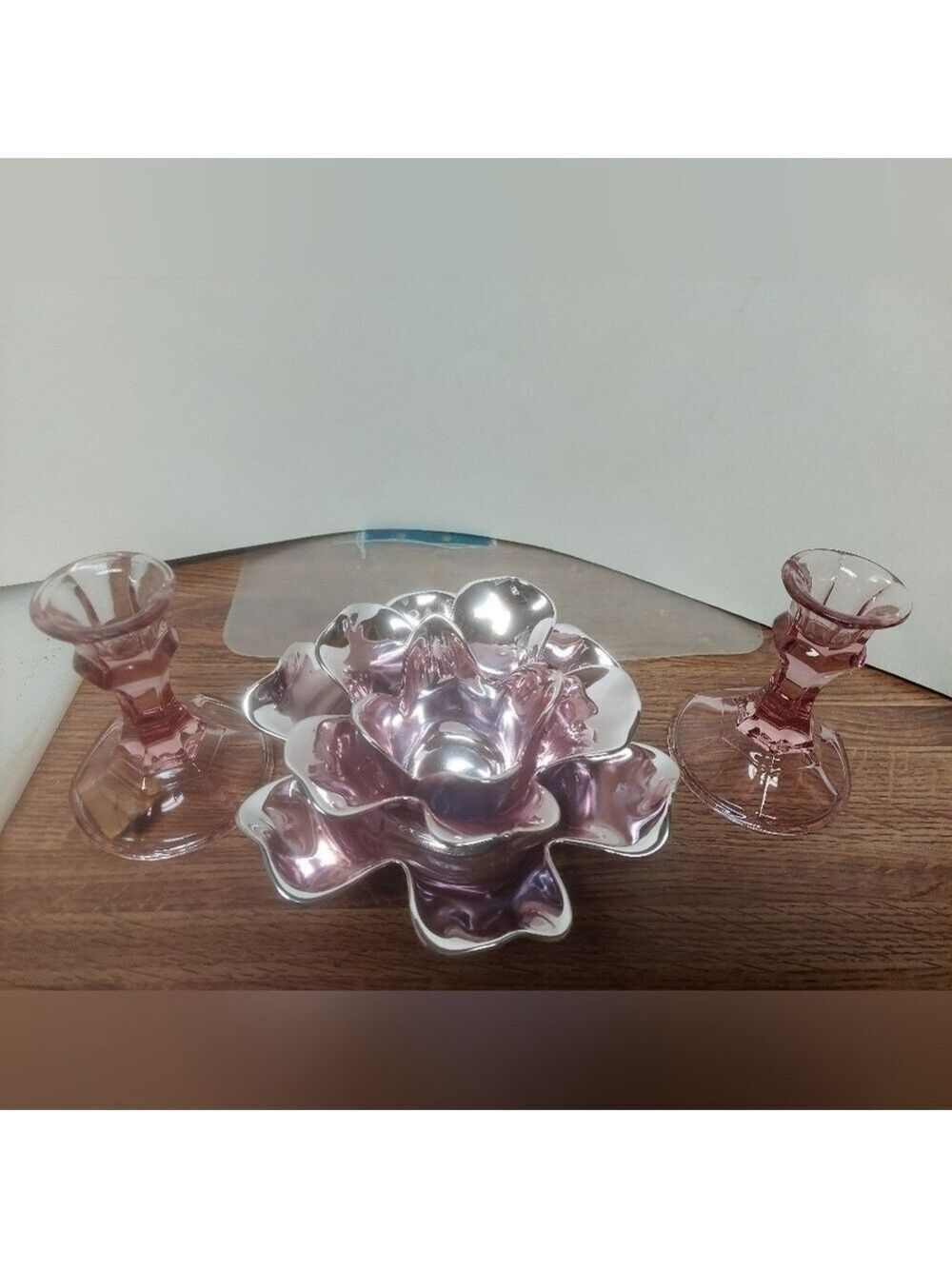 Vintage* Torre & Tagus Mauve Lotus Tealight Holder…